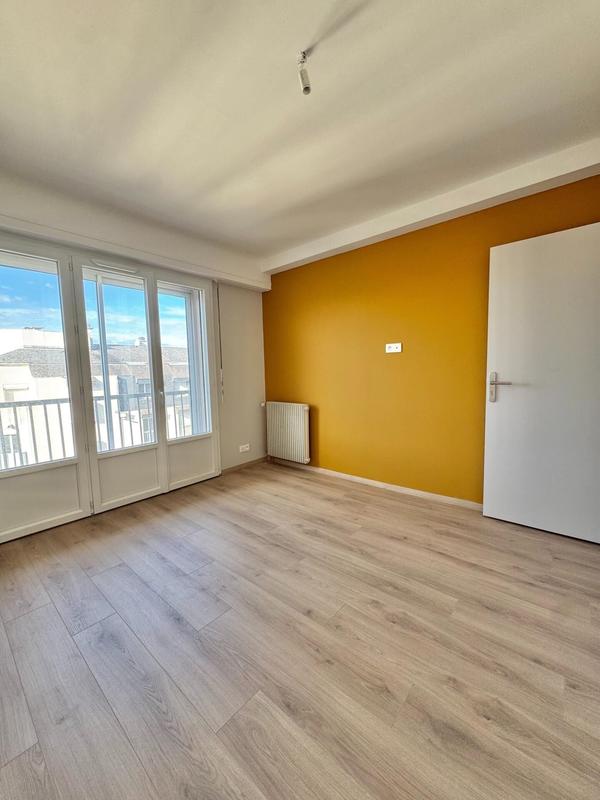 Appartement - 80 m² - 7 pièces