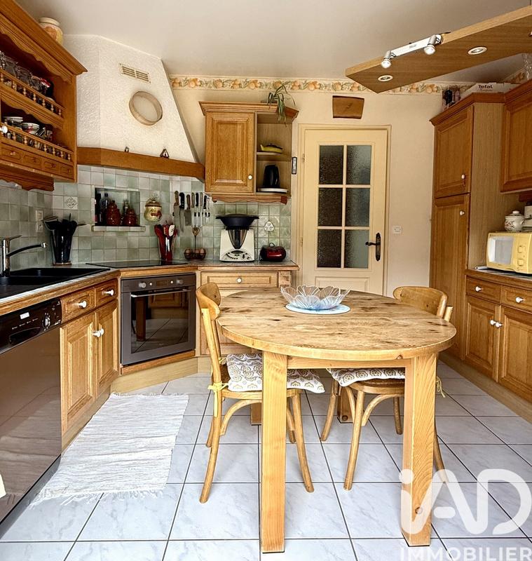 Maison - 102 m² - 5 pièces