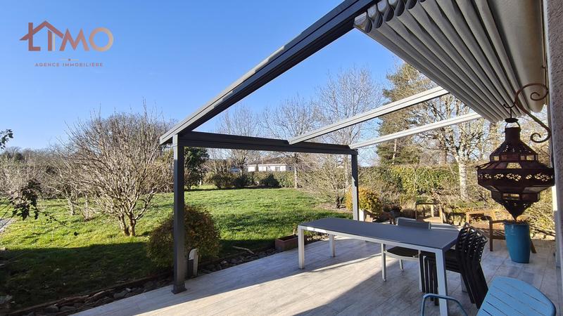 Maison traditionnelle - 170 m² - 6 pièces