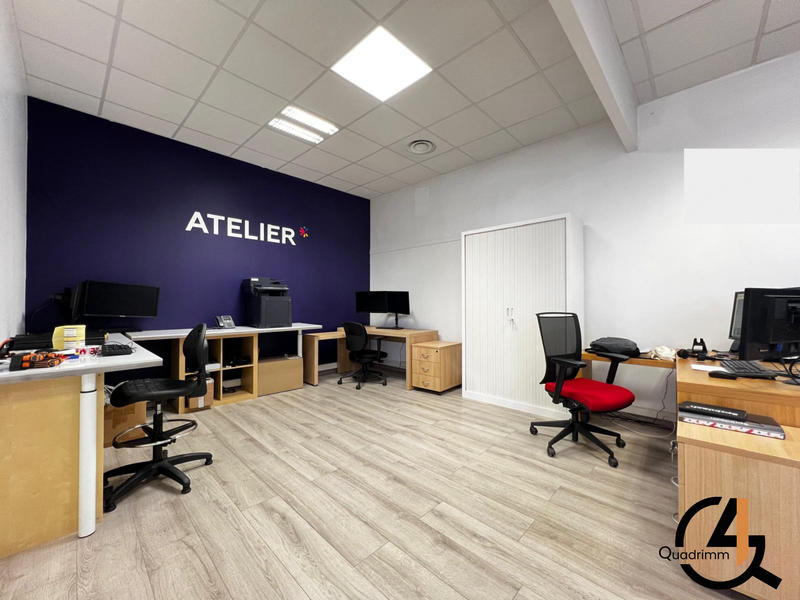 Local commercial - 114 m²