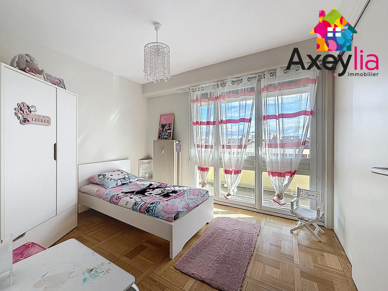 Appartement - 106 m² - 5 pièces