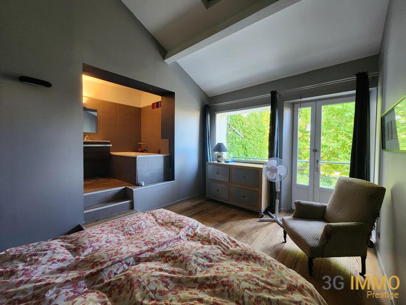 Maison de maîtres - 280 m² - 14 pièces