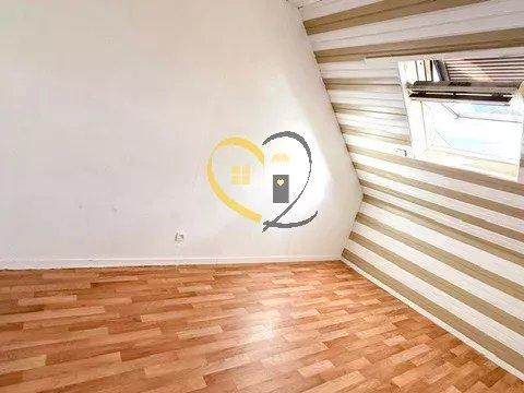 Maison de village - 154 m² - 9 pièces