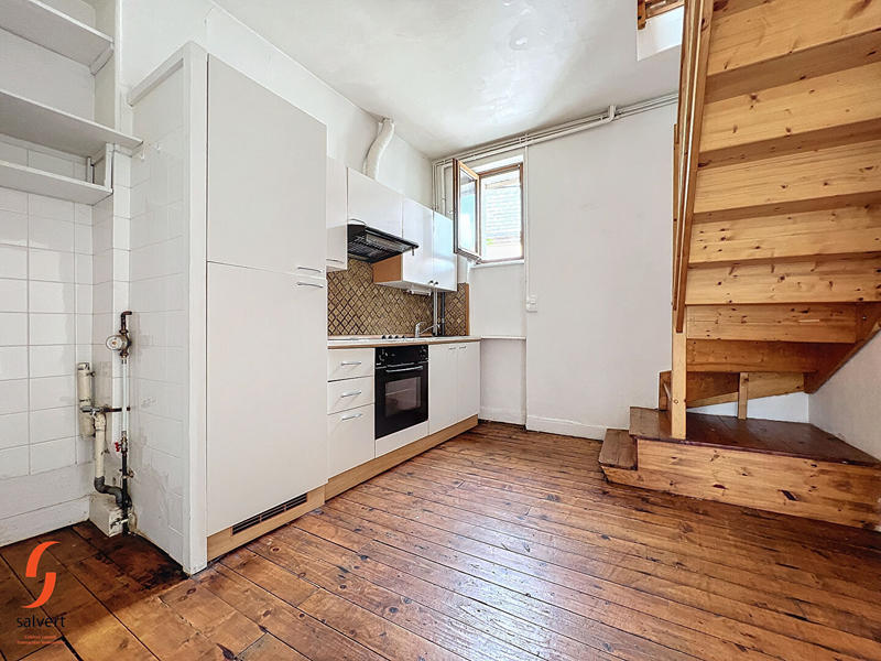 Immeuble - 17 pièces