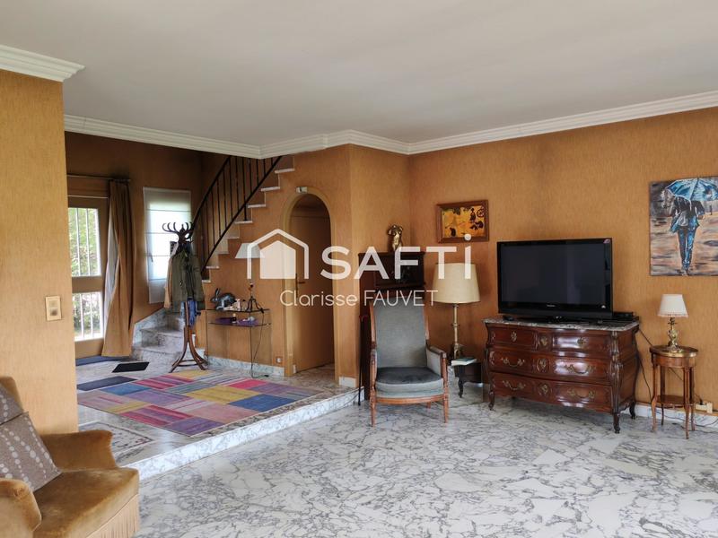 Villa - 200 m² - 6 pièces