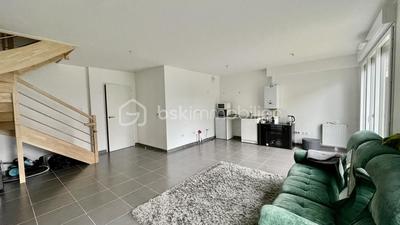 Maison traditionnelle - 92 m² - 5 pièces