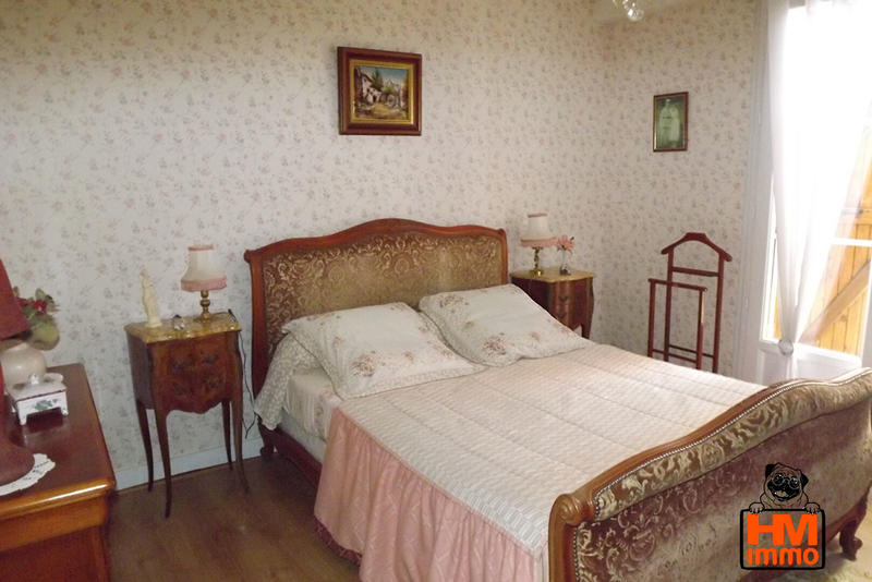 Maison - 160 m² - 9 pièces