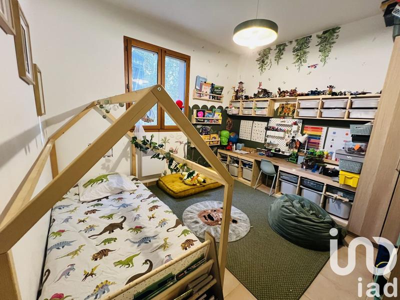 Maison - 99 m² - 5 pièces