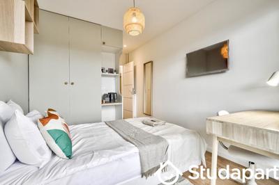 Chambre - 13 m² - 1 pièce