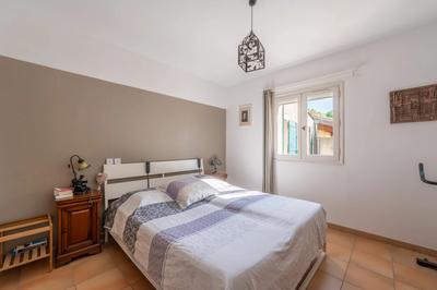 Maison - 255 m² - 3 pièces