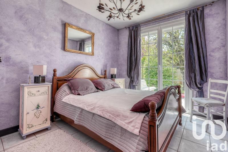 Maison - 187 m² - 8 pièces