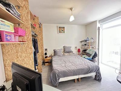 Maison de ville - 80 m² - 4 pièces