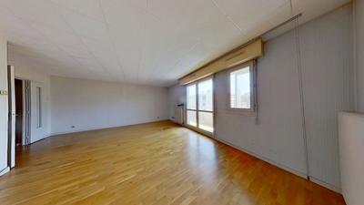 Appartement - 81 m² - 3 pièces
