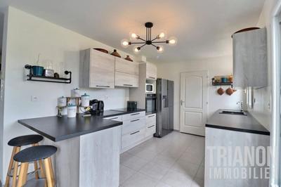 Maison - 103 m² - 5 pièces