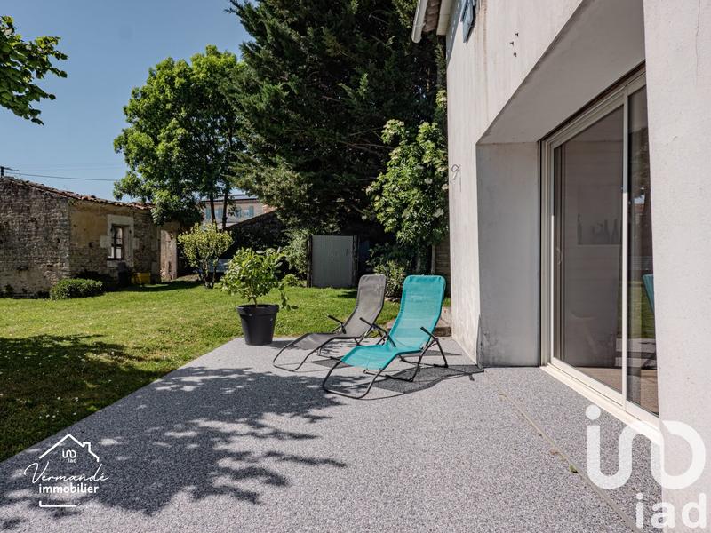 Maison - 265 m² - 9 pièces