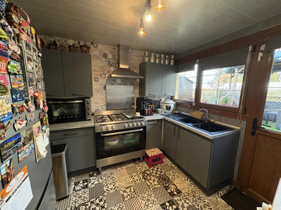 Maison - 90 m² - 4 pièces