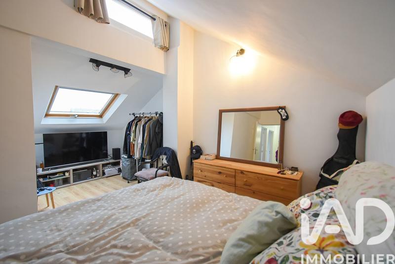 Maison - 180 m² - 8 pièces