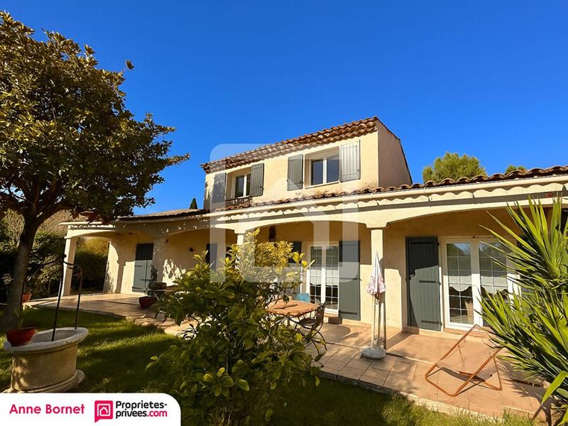Villa - 148 m² - 6 pièces