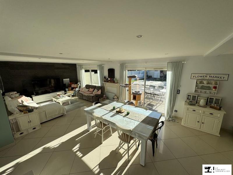 Maison contemporaine - 136 m² - 5 pièces