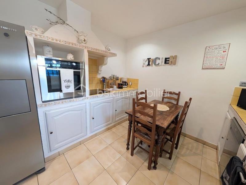 Villa - 100 m² - 5 pièces