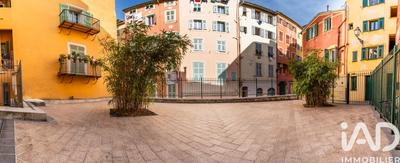 Loft - 49 m² - 2 pièces