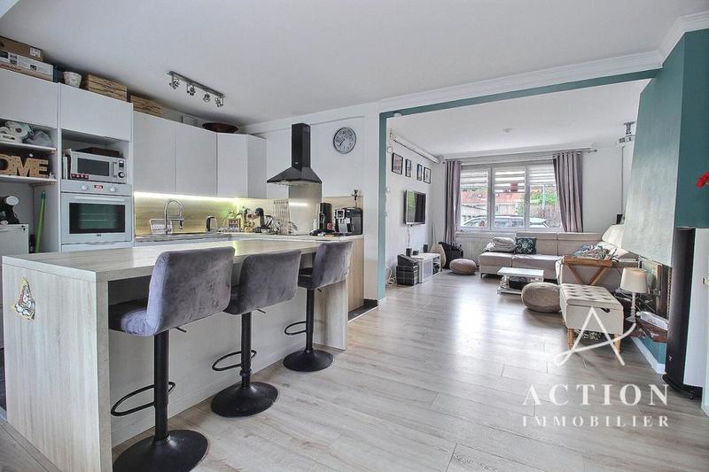 Maison - 97 m² - 4 pièces