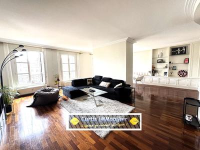 Appartement - 124 m² - 4 pièces