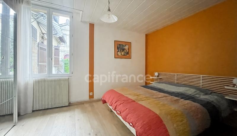 Maison en pierre - 167 m² - 7 pièces