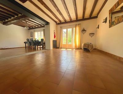 Maison - 280 m² - 8 pièces