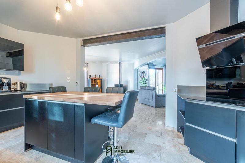 Maison - 175 m² - 5 pièces