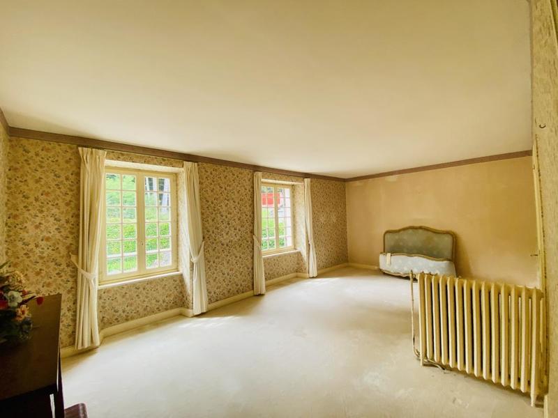 Maison - 400 m² - 11 pièces