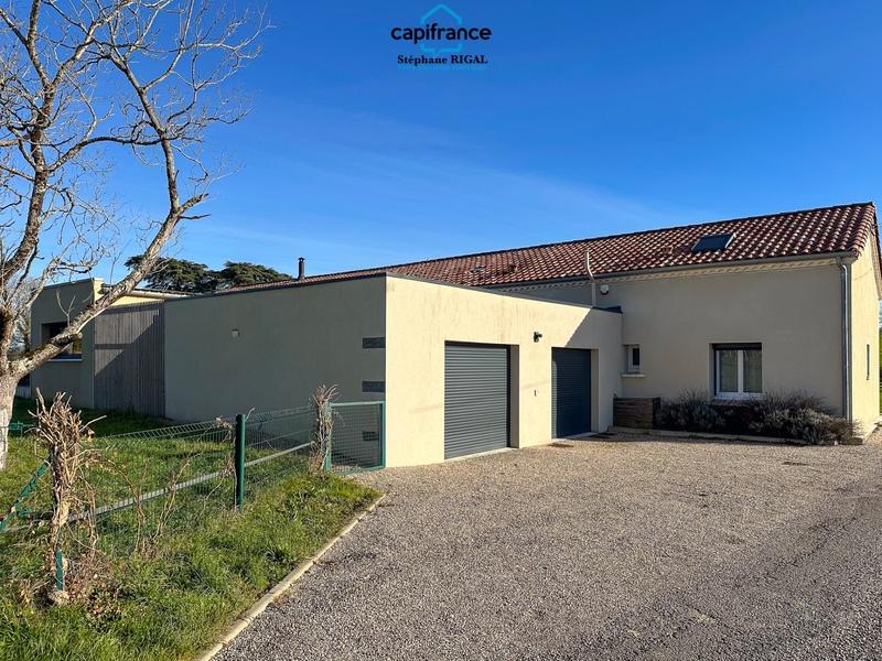Propriété - 229 m² - 7 pièces