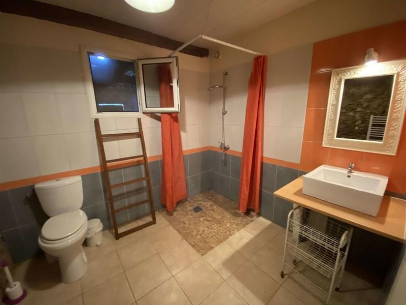 Propriété - 183 m² - 10 pièces