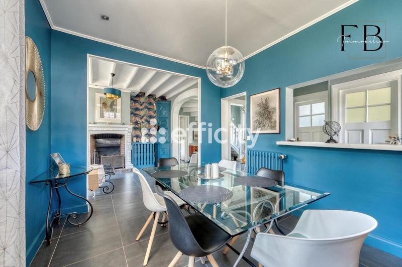 Maison - 150 m² - 7 pièces