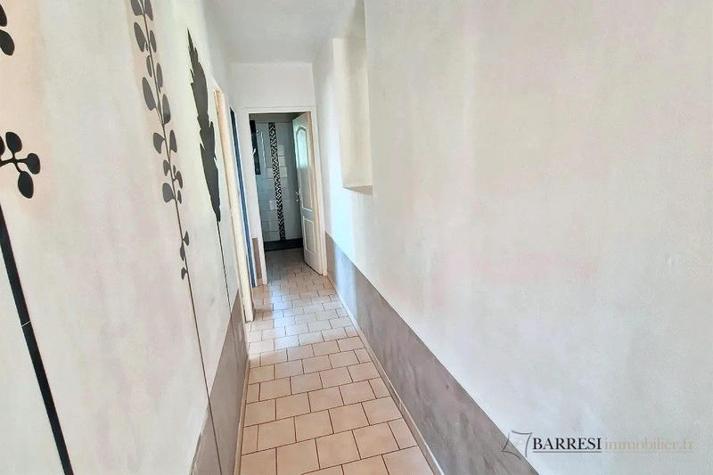 Maison traditionnelle - 90 m² - 4 pièces