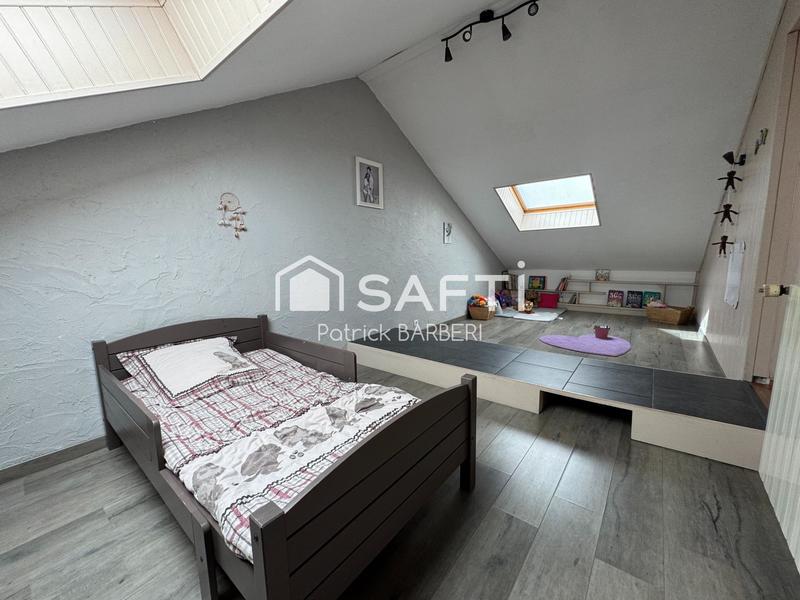 Maison - 254 m² - 7 pièces