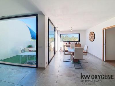 Maison - 142 m² - 4 pièces