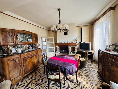 Maison - 91 m² - 4 pièces