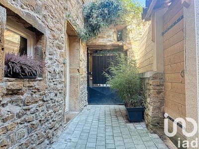 Maison - 187 m² - 7 pièces