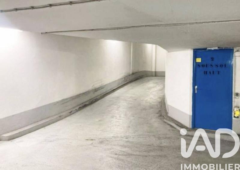 Parking - 11 m²