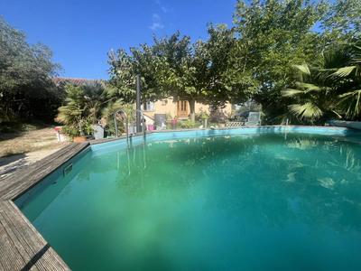 Maison de village - 161 m² - 4 pièces