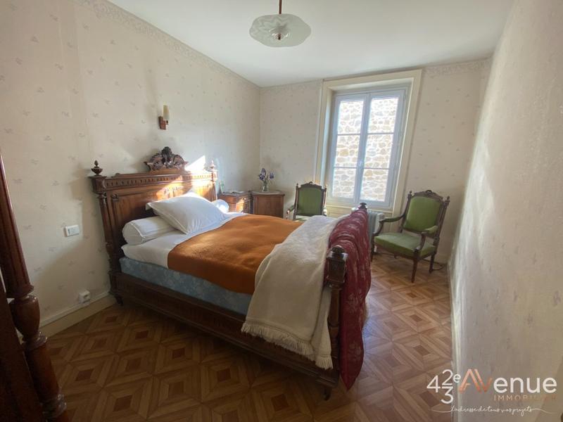 Immeuble - 162 m² - 12 pièces