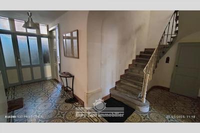 Remise - 240 m² - 6 pièces