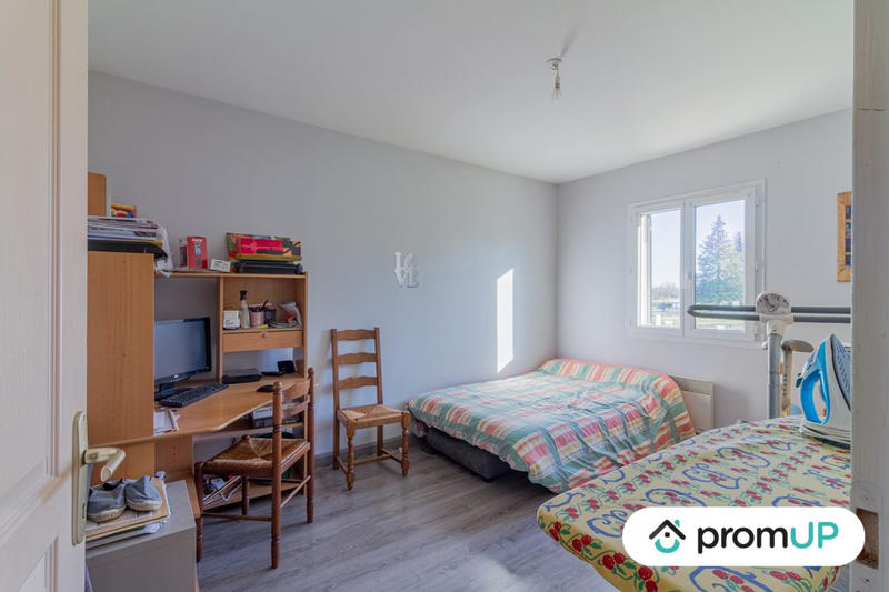 Maison - 90 m² - 5 pièces