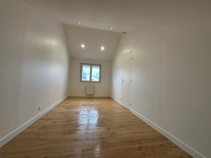 Maison - 104 m² - 5 pièces