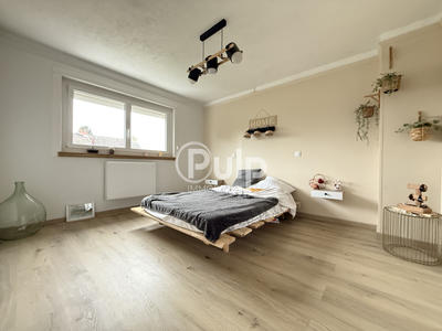 Maison - 83 m² - 5 pièces