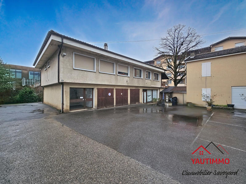 Appartement - 85 m² - 4 pièces