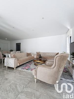 Maison - 111 m² - 4 pièces