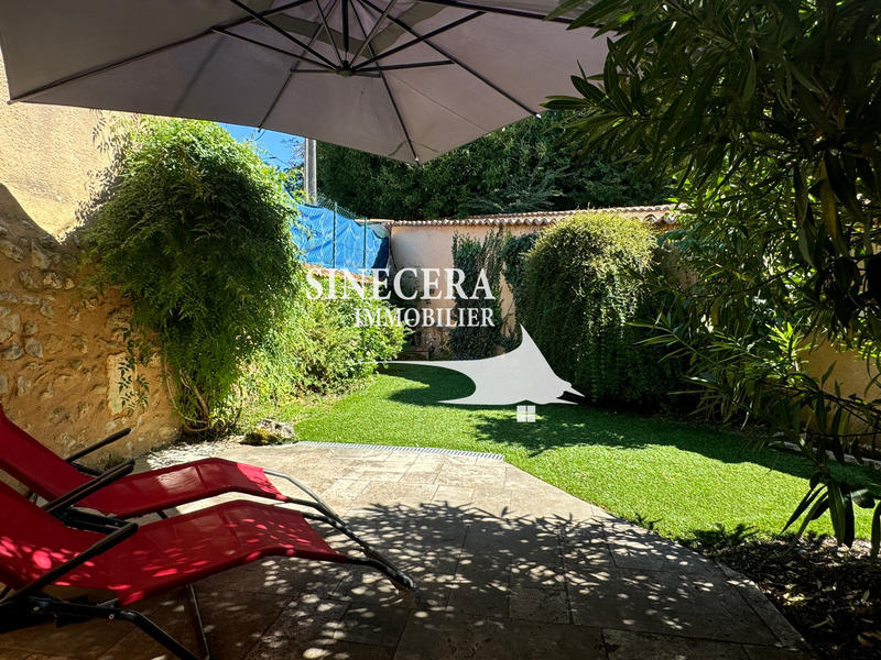 Maison - 181 m² - 6 pièces