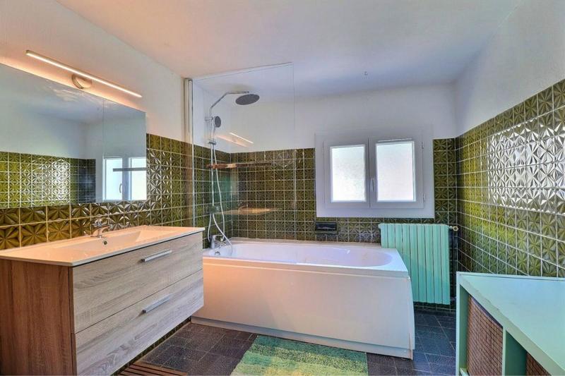 Maison - 178 m² - 10 pièces